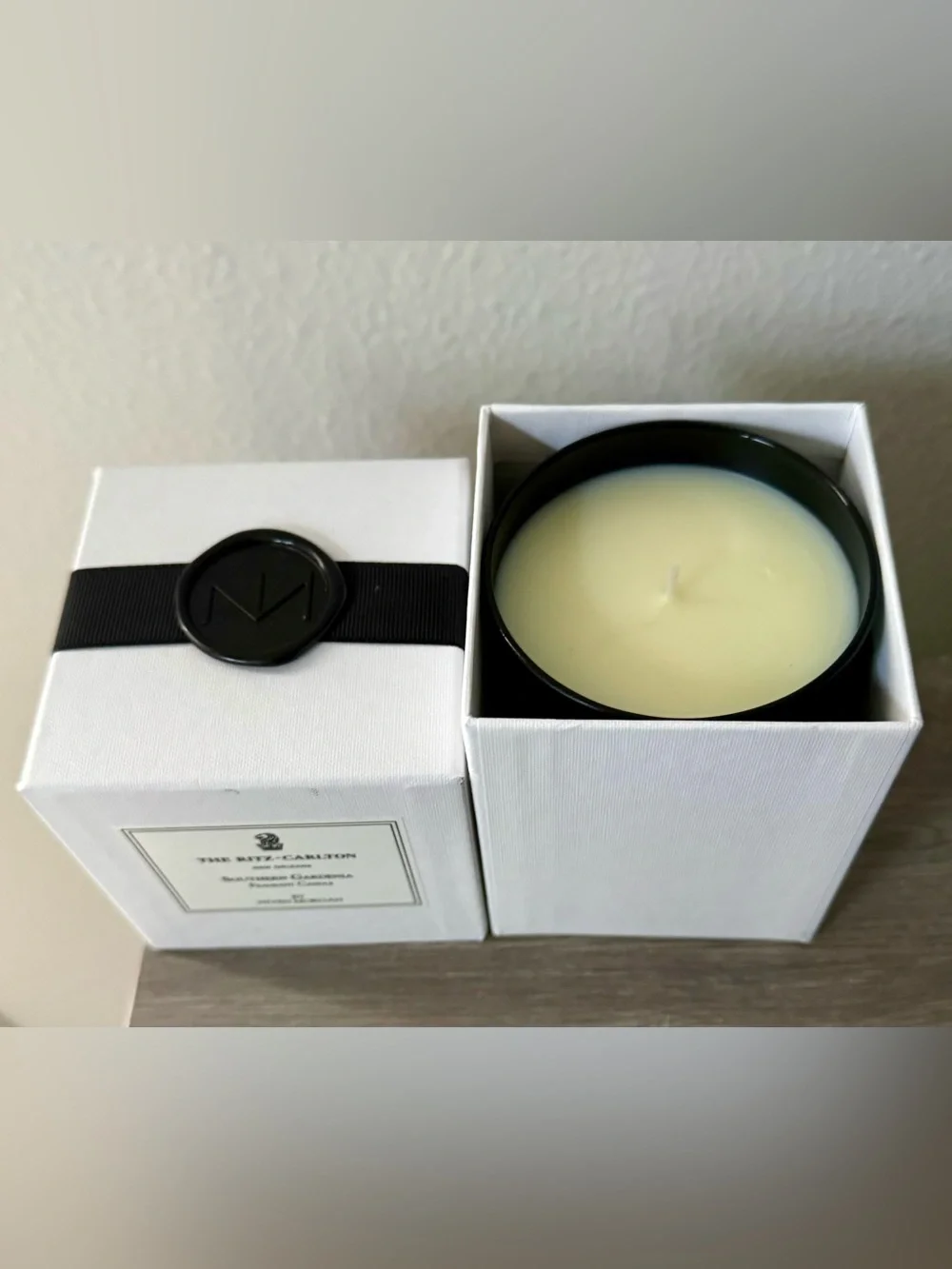 The Ritz-Carlton New Orleans Southern Gardenia luxury scented candle by Niven Mo